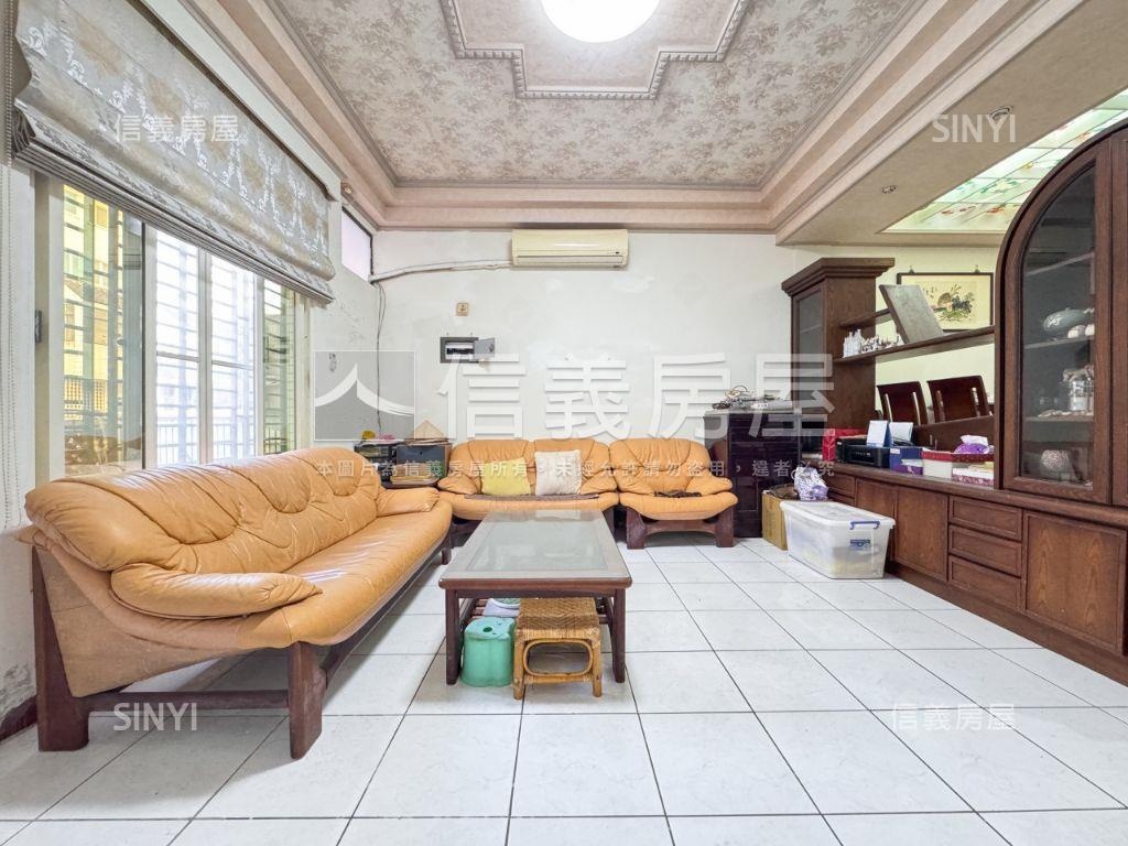 二重低總價社區型透天房屋室內格局與周邊環境