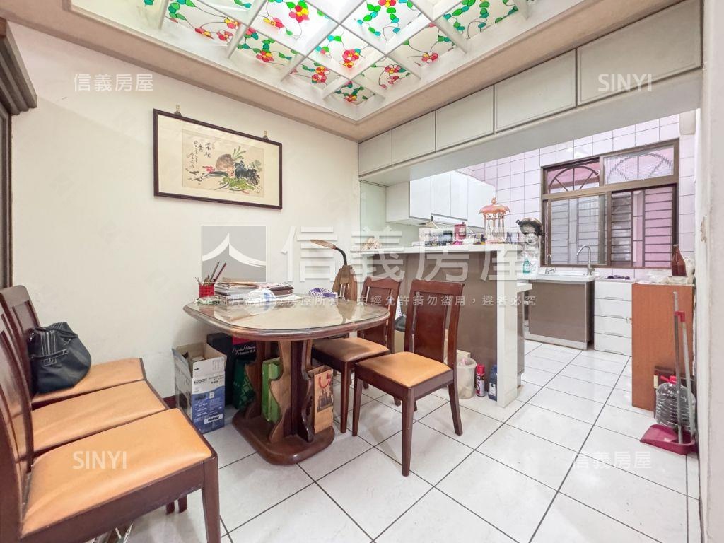 二重低總價社區型透天房屋室內格局與周邊環境