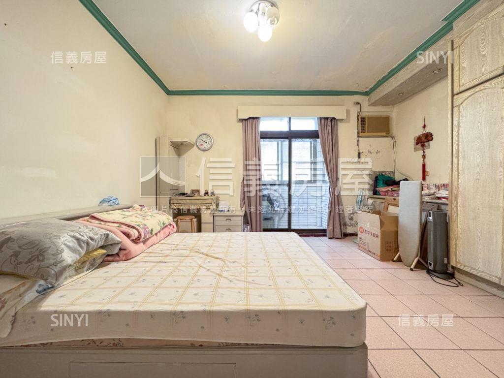 二重低總價社區型車庫透天房屋室內格局與周邊環境