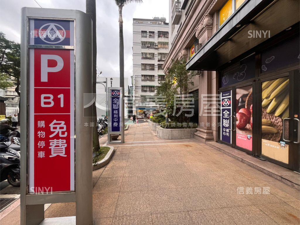 元利博覽會四房車位面學校房屋室內格局與周邊環境