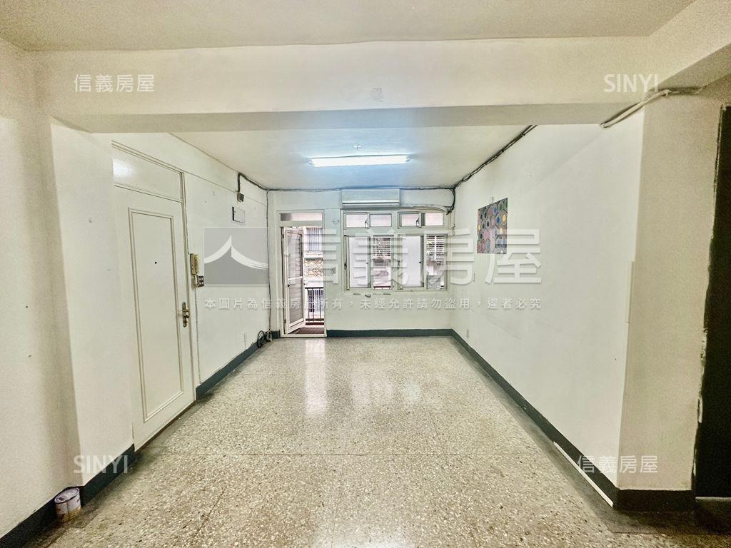 劍潭公寓三樓稀有釋出房屋室內格局與周邊環境