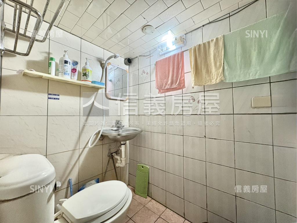 中都．前後進出．正路店面房屋室內格局與周邊環境