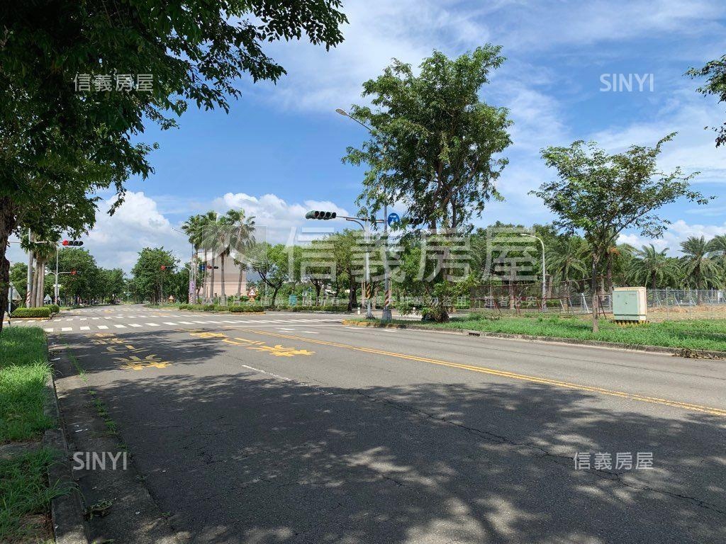 大坪頂‧商二土地房屋室內格局與周邊環境