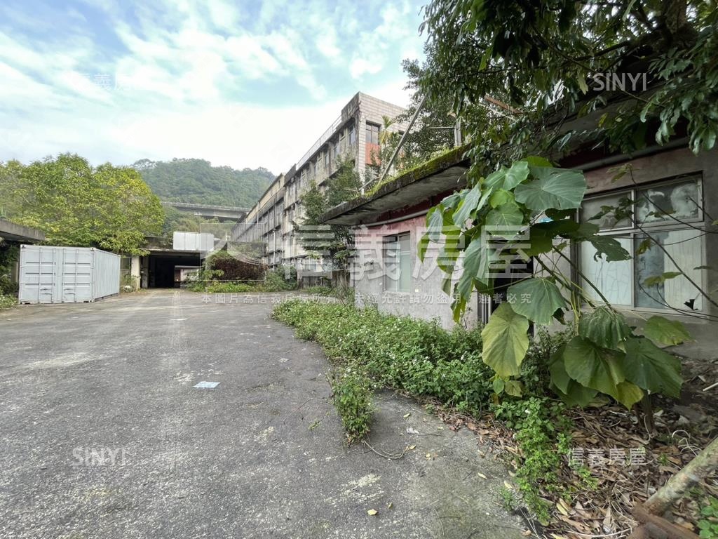 汐止丁種工業地廠辦大空間房屋室內格局與周邊環境