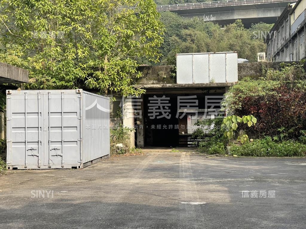 汐止丁種工業地廠辦大空間房屋室內格局與周邊環境
