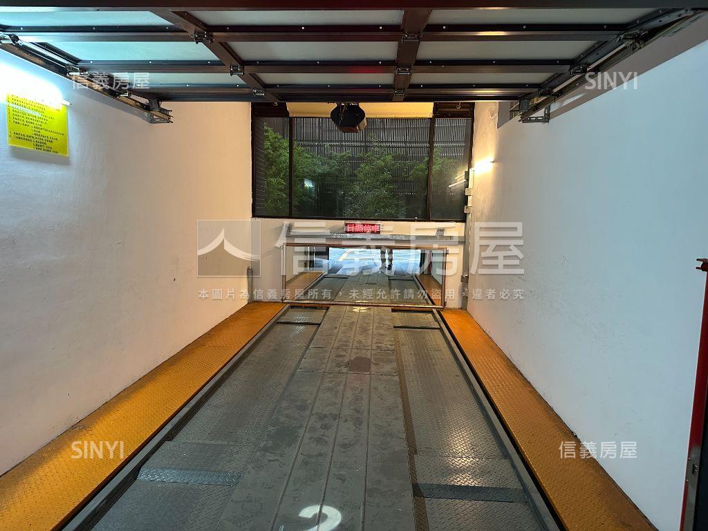 延平北路稀有塔式車位房屋室內格局與周邊環境