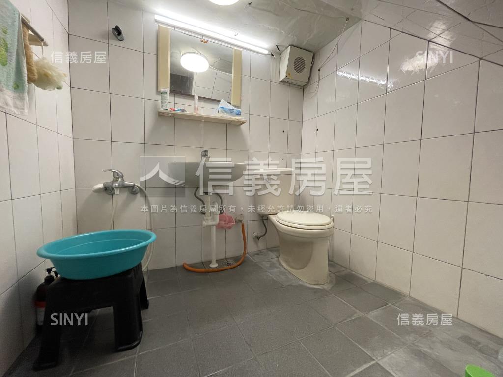 〈專任〉福山街邊間透天房屋室內格局與周邊環境