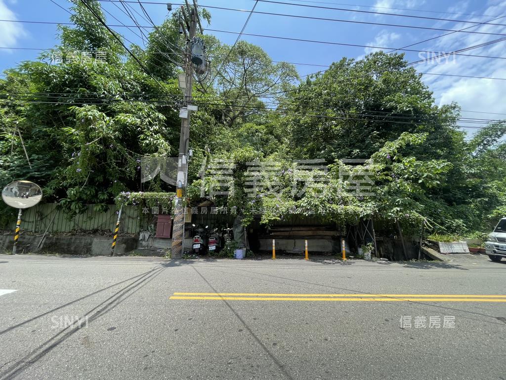 〈專任〉福山街邊間透天房屋室內格局與周邊環境