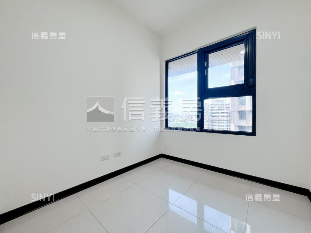新潤青峰·河景美三房車位房屋室內格局與周邊環境