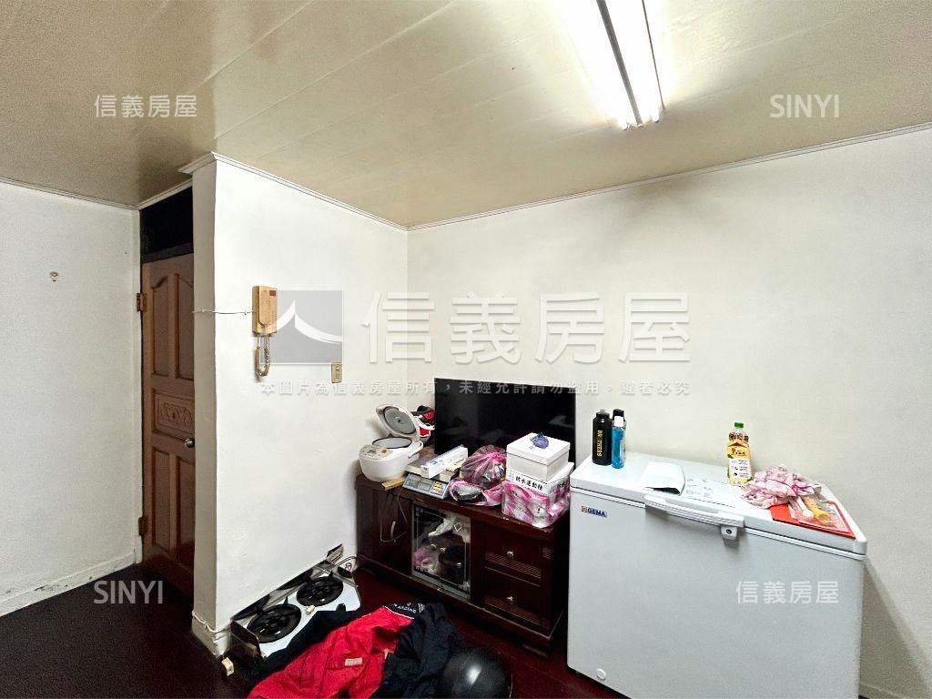 ✿自立優兩房三樓美寓✿房屋室內格局與周邊環境