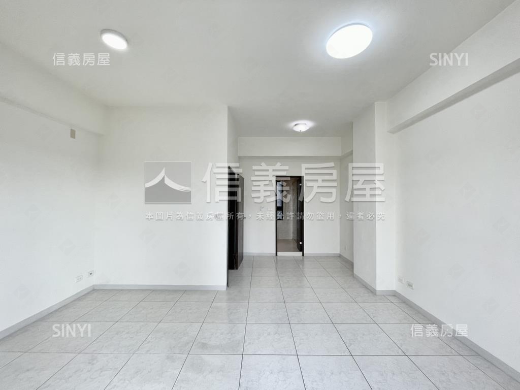 商６０旁安西店面透天房屋室內格局與周邊環境