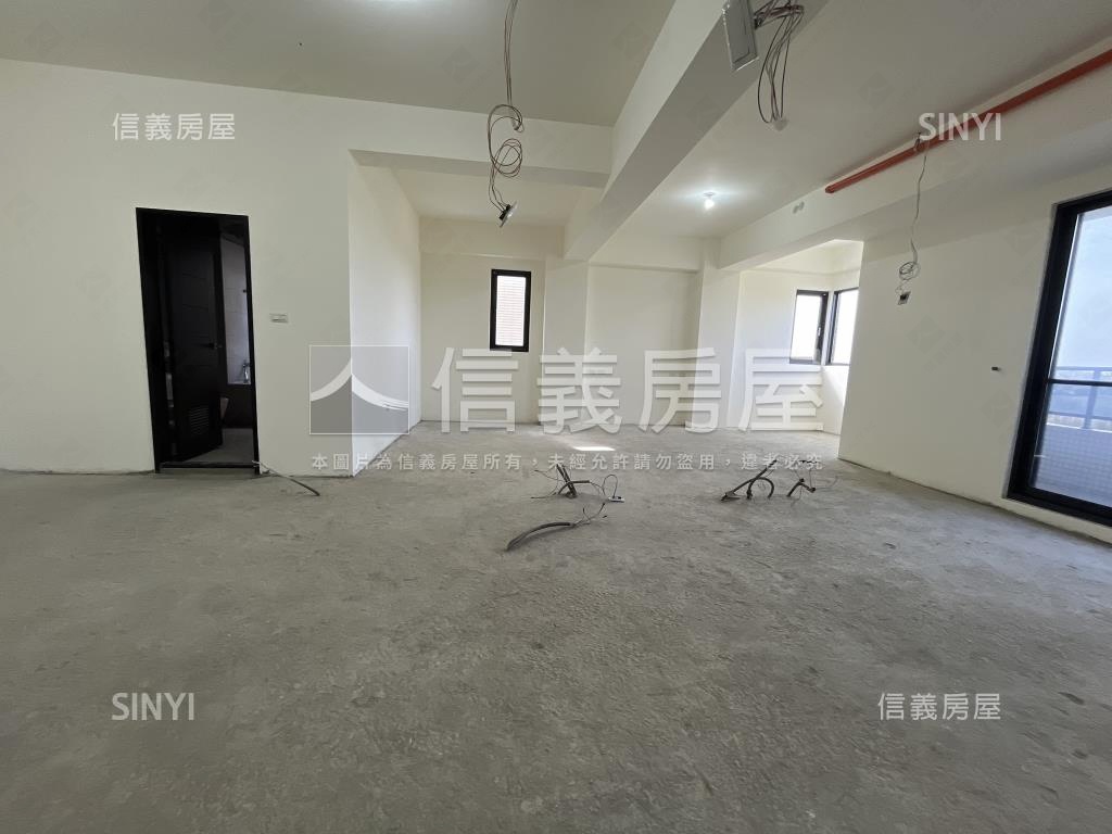 全新擁萃電梯別墅Ｂ房屋室內格局與周邊環境