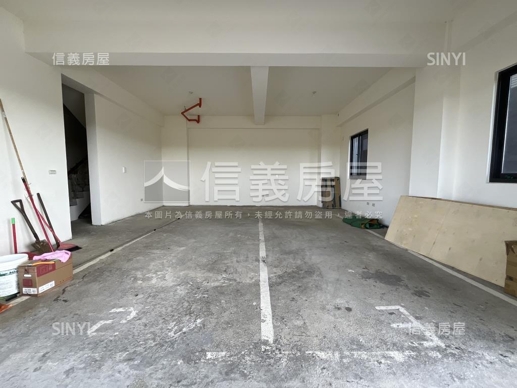 全新擁萃電梯別墅Ｂ房屋室內格局與周邊環境