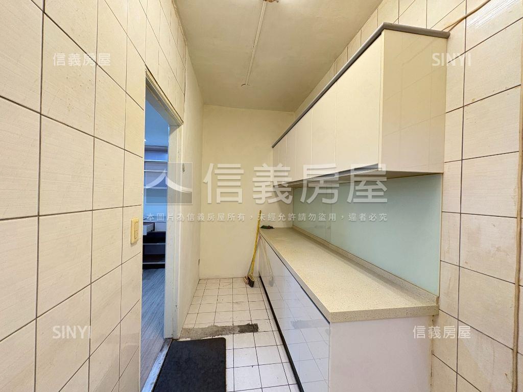 雙峯路溫馨一樓兩房房屋室內格局與周邊環境