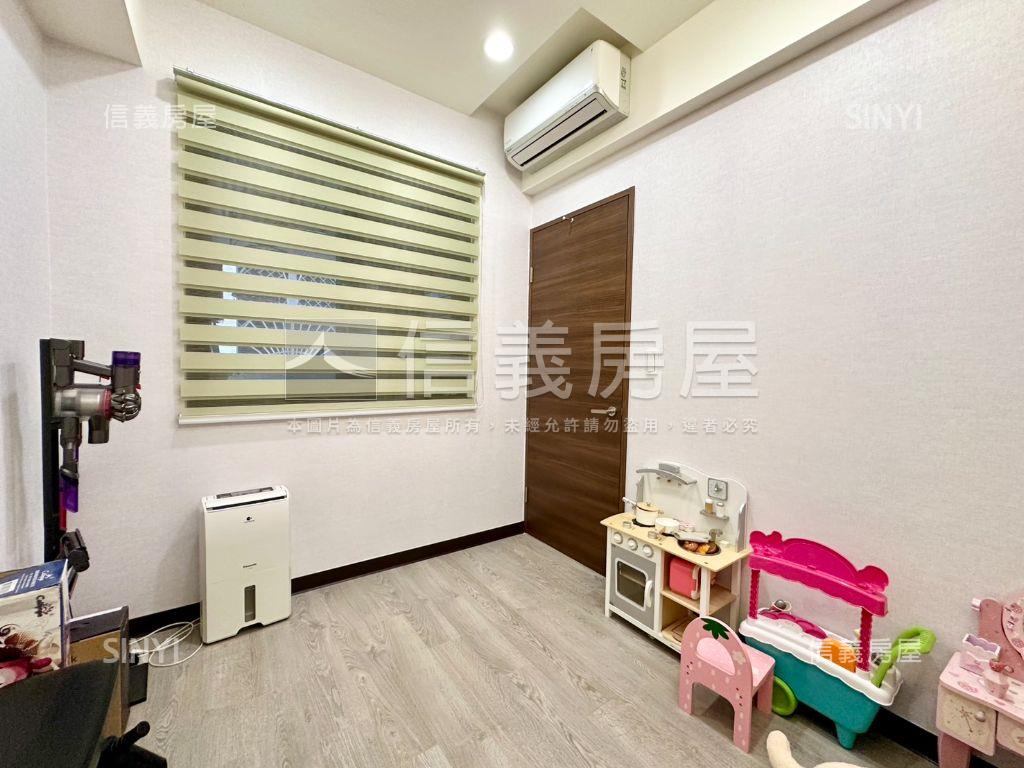 稀有捷仕堡露台戶兩房車位房屋室內格局與周邊環境