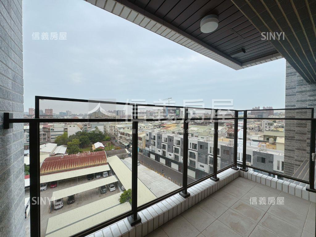 全新家安三面採光三房平車房屋室內格局與周邊環境