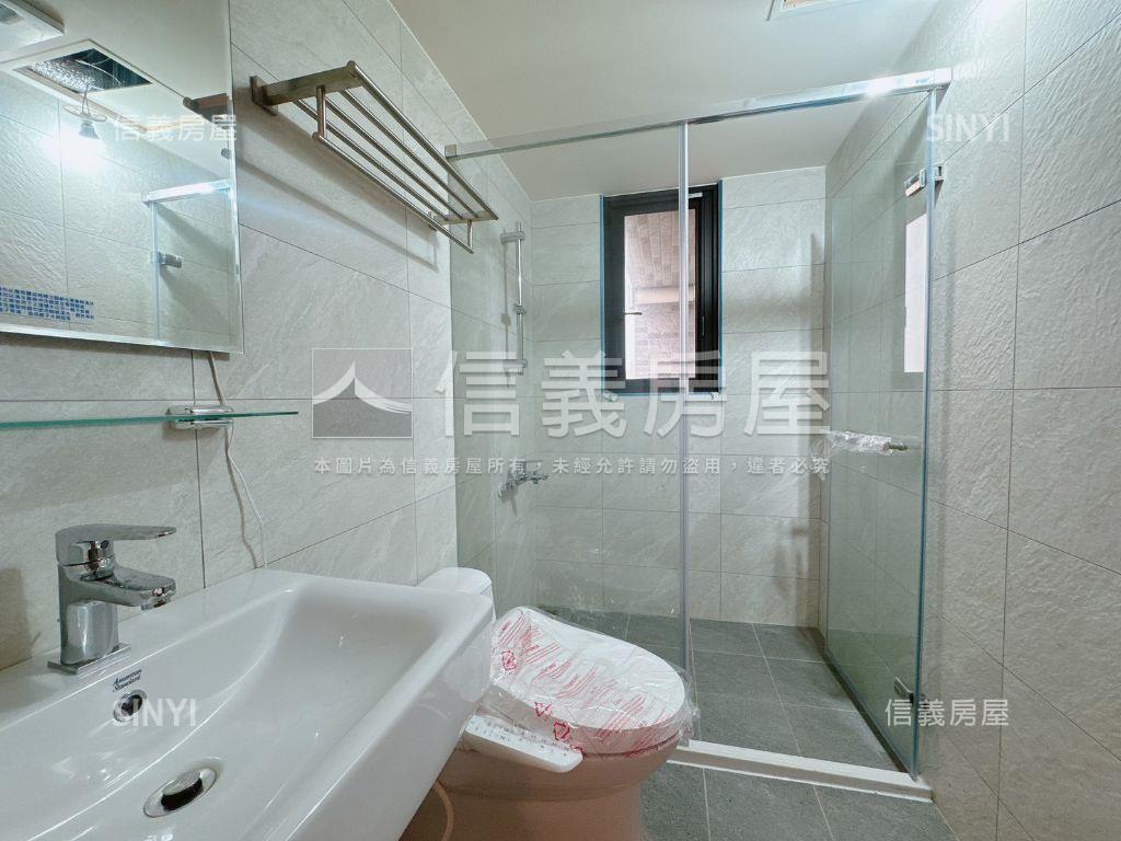 全新家安三面採光三房平車房屋室內格局與周邊環境