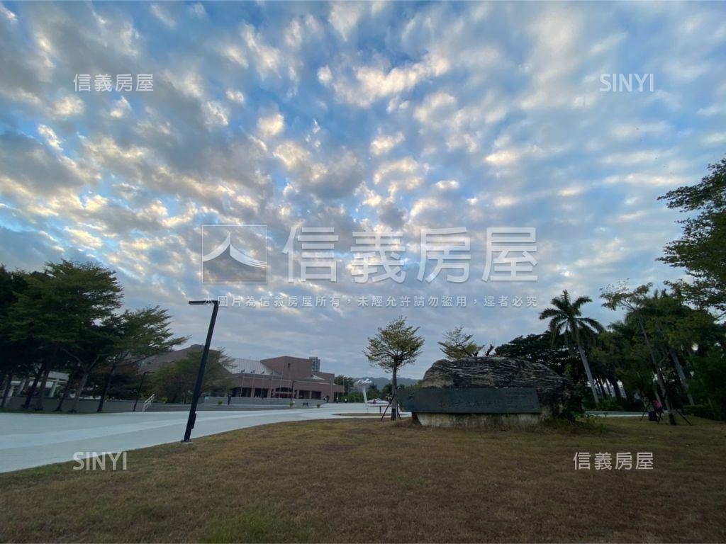 美術質感三房車位房屋室內格局與周邊環境