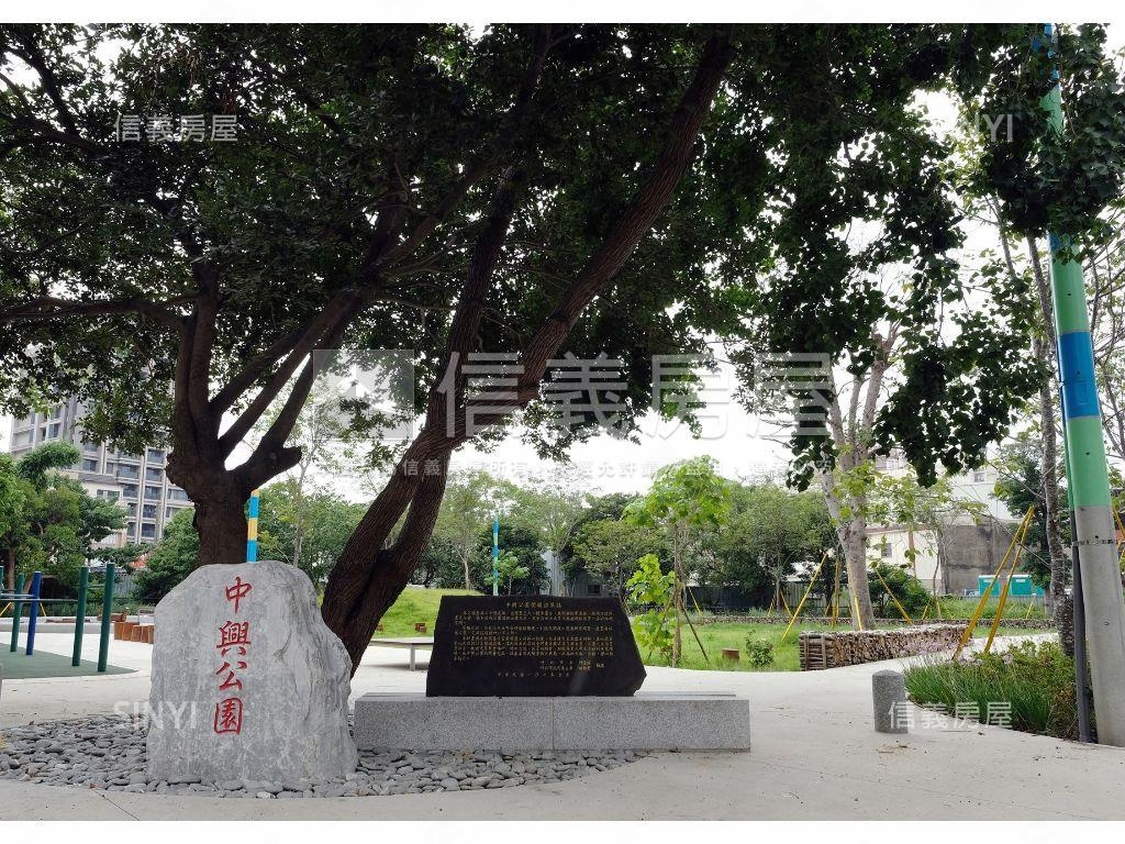 高鐵區愛巴黎超值美屋房屋室內格局與周邊環境