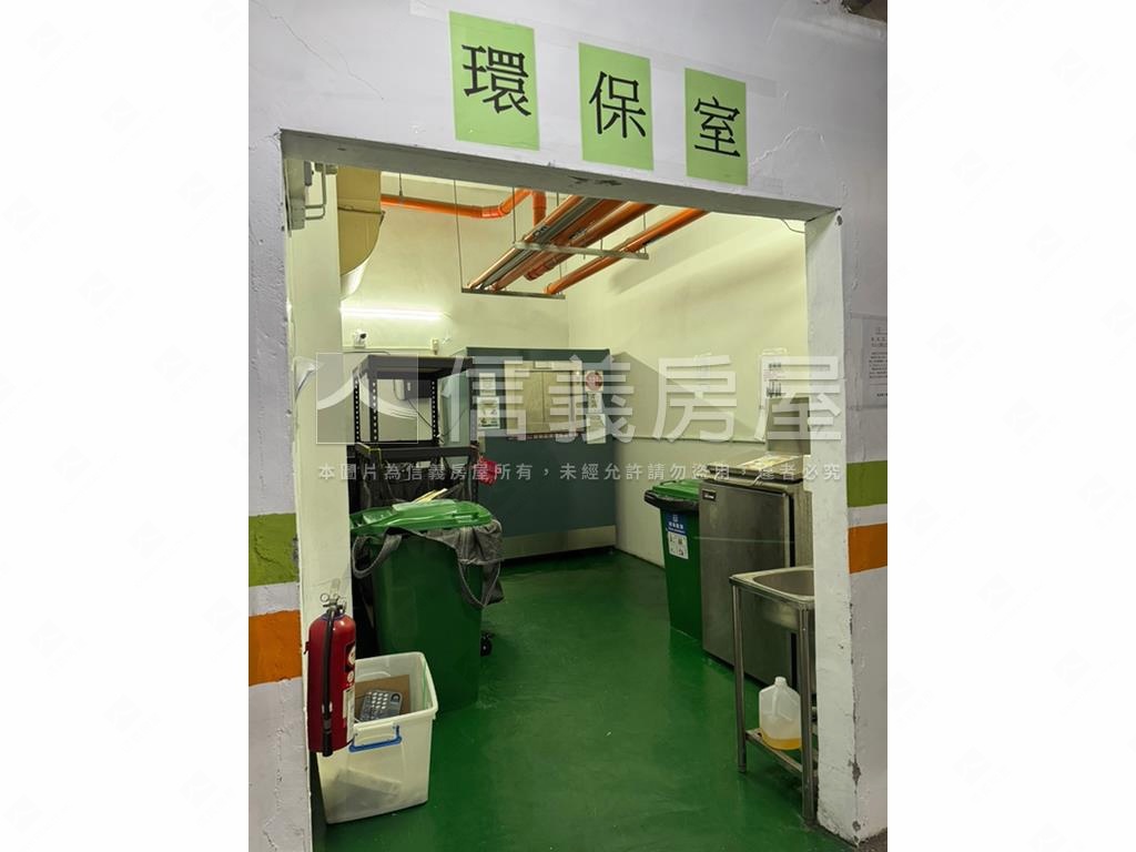 稀有釋出電梯兩房平車房屋室內格局與周邊環境