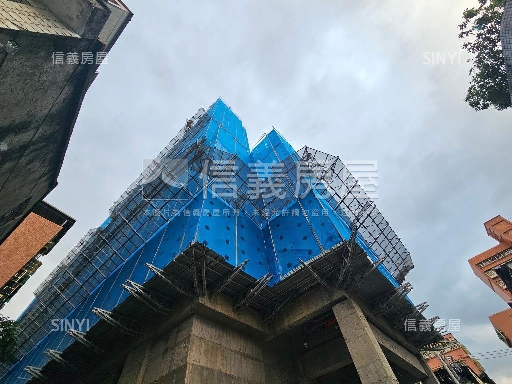 上仁一品苑兩房車位房屋室內格局與周邊環境