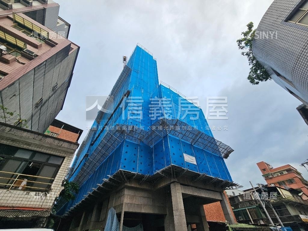 上仁一品苑兩房車位房屋室內格局與周邊環境