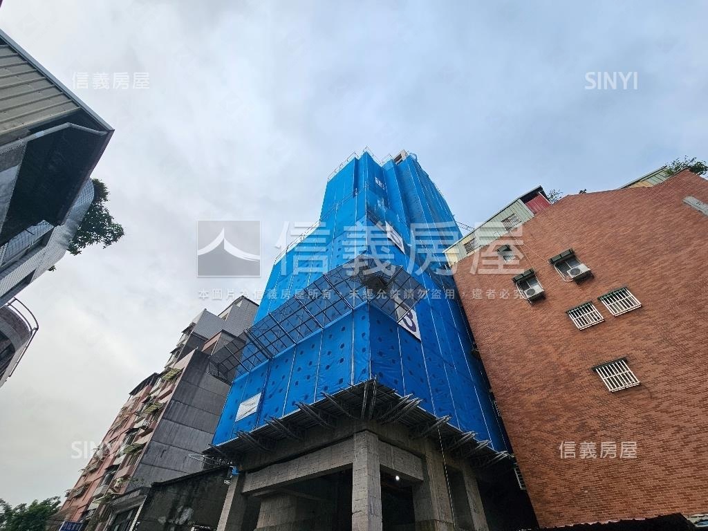 上仁一品苑兩房車位房屋室內格局與周邊環境