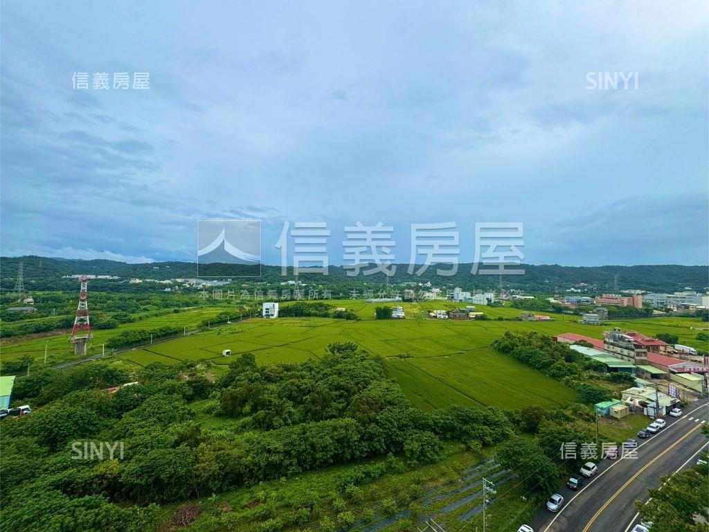 市政御璽外棟稀有兩房房屋室內格局與周邊環境