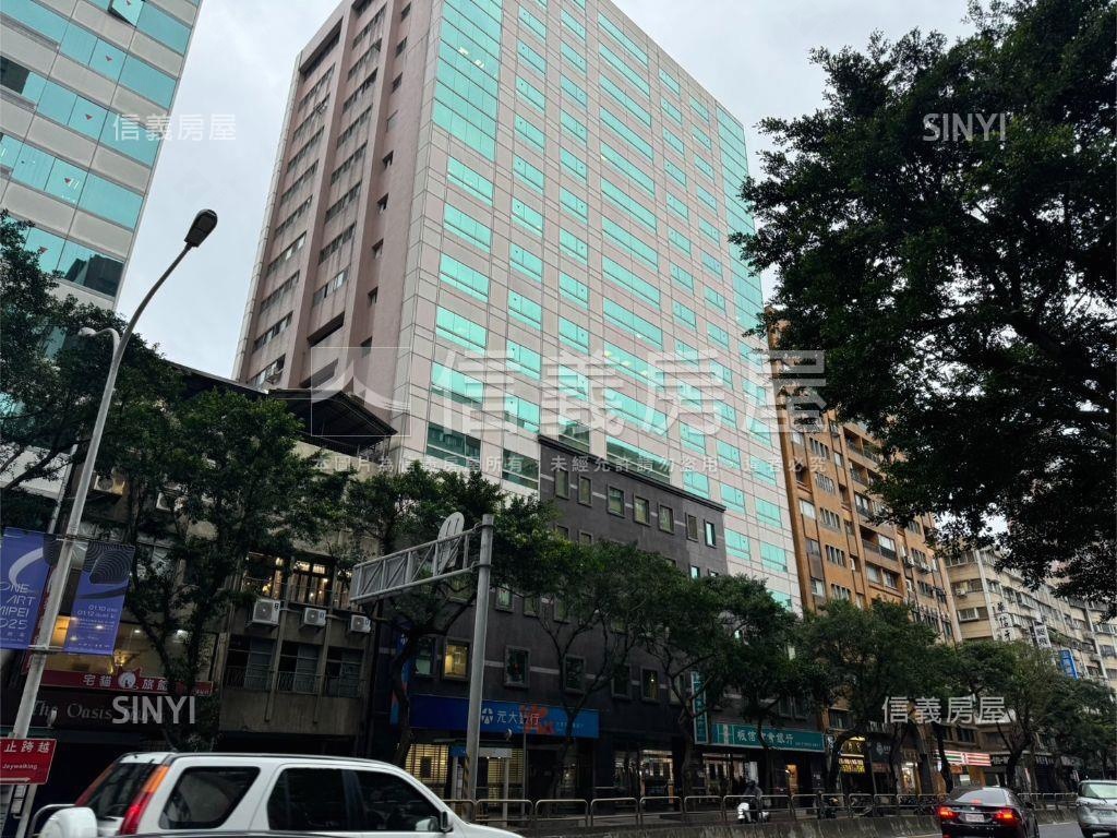 信義世貿角窗辦公房屋室內格局與周邊環境