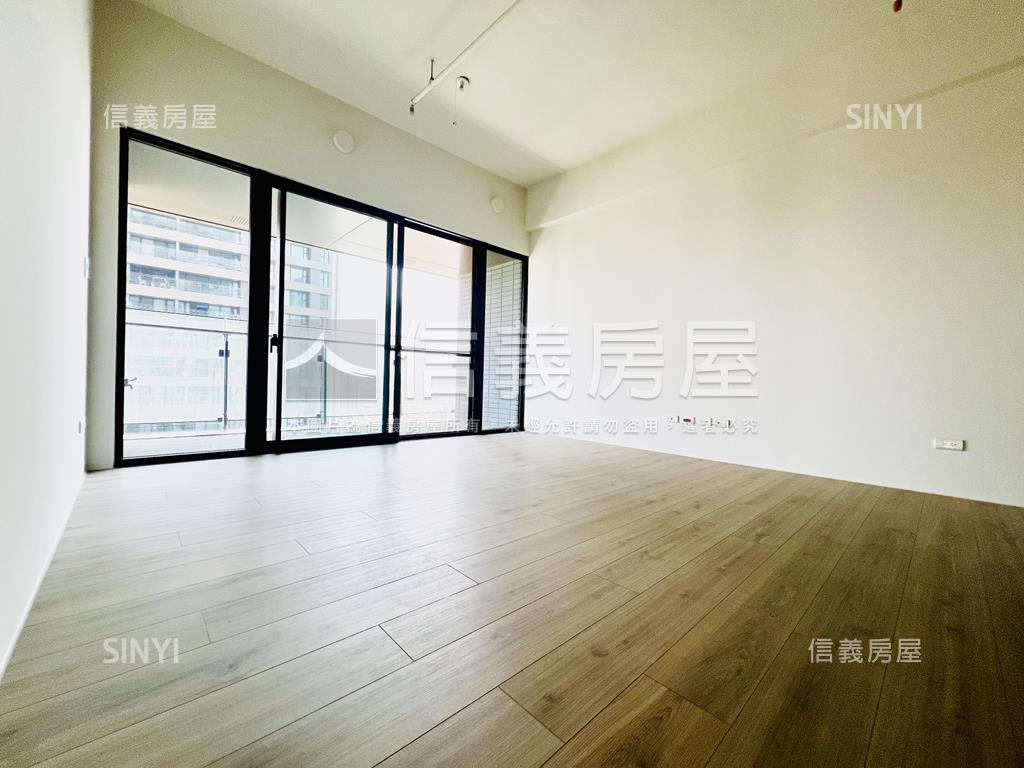 寶輝世紀莊園３房雙車位房屋室內格局與周邊環境