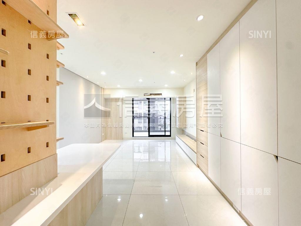 近捷運高醫高樓質感美邸房屋室內格局與周邊環境