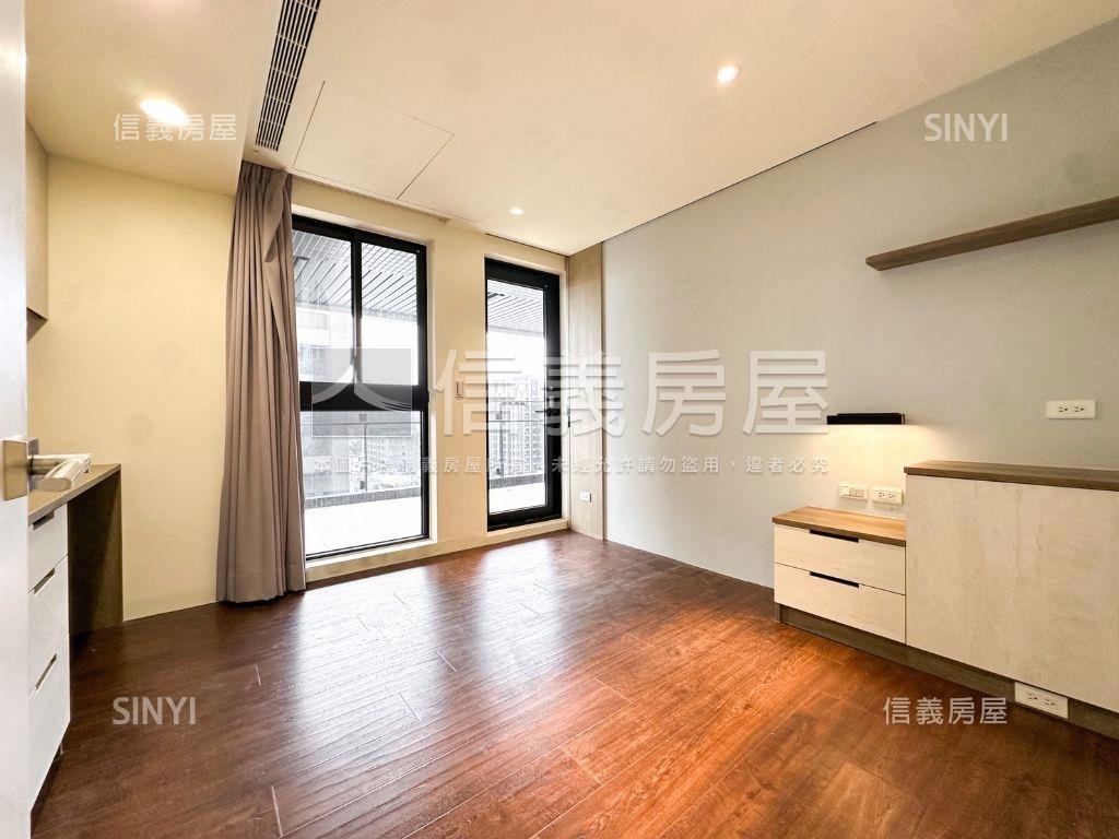 近捷運高醫高樓質感美邸房屋室內格局與周邊環境