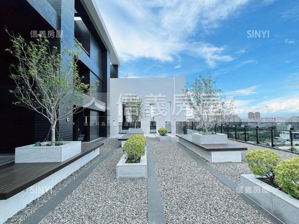 近捷運高醫高樓質感美邸房屋室內格局與周邊環境