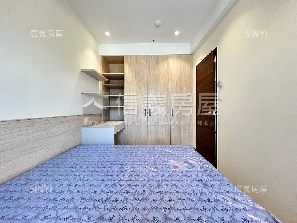 博克萊兩房平車裝潢戶房屋室內格局與周邊環境