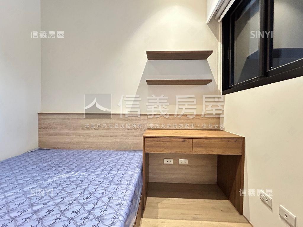 博克萊兩房平車裝潢戶房屋室內格局與周邊環境