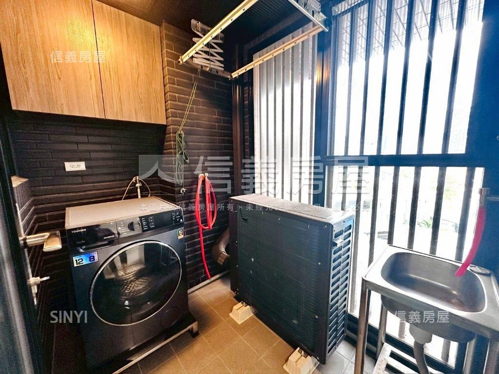 博克萊兩房平車裝潢戶房屋室內格局與周邊環境