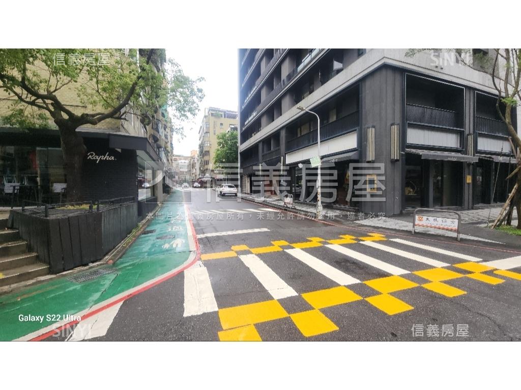 東區敦南黃金鑽石邊間店面房屋室內格局與周邊環境