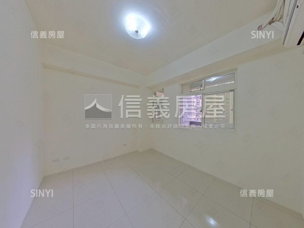 板樹一層一戶金龍華廈房屋室內格局與周邊環境