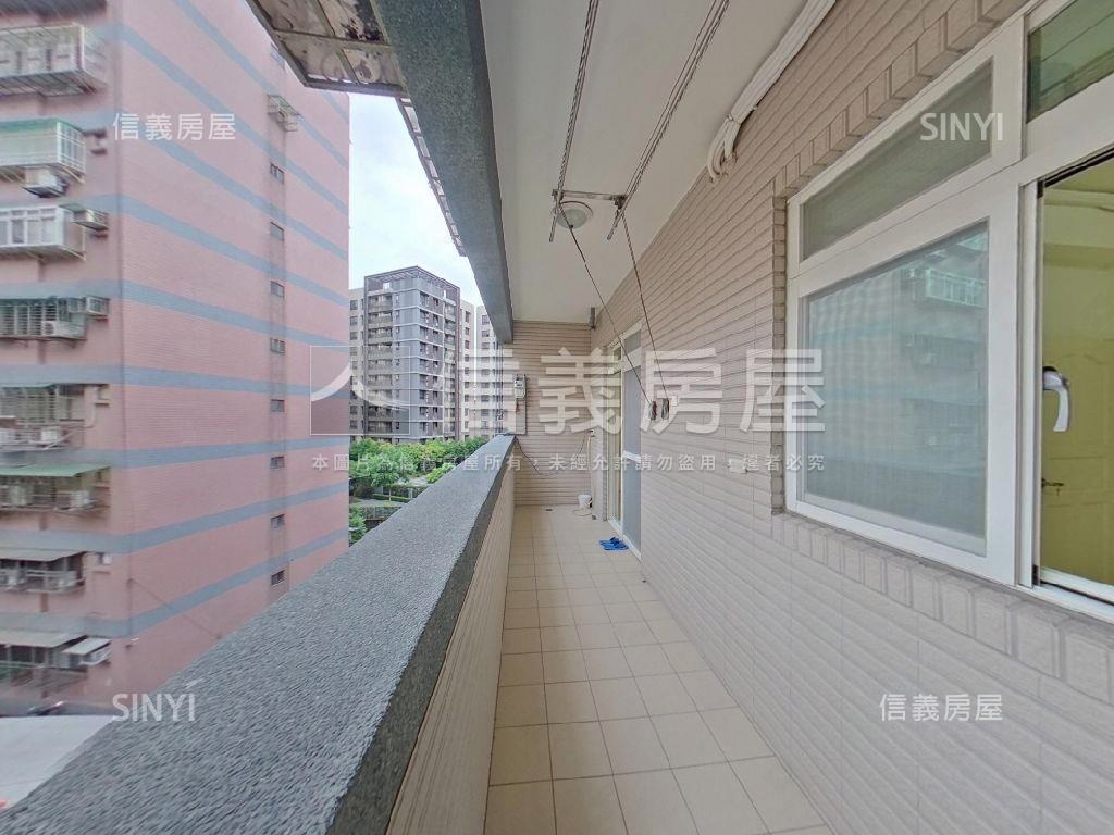 板樹一層一戶金龍華廈房屋室內格局與周邊環境