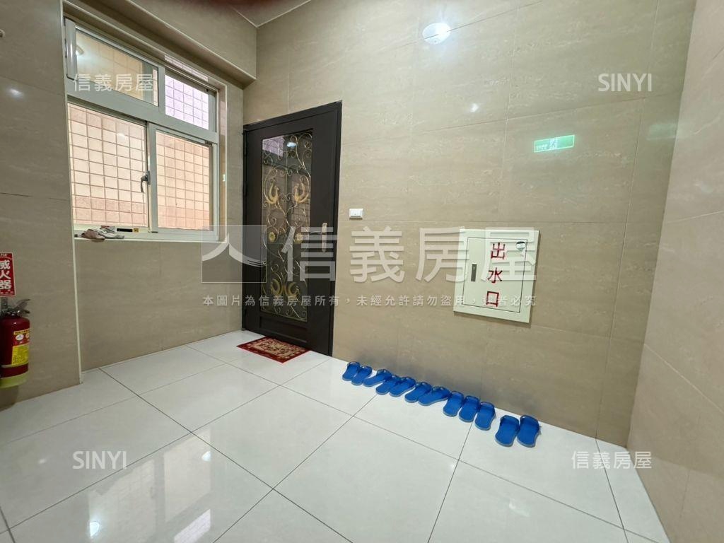 板樹一層一戶金龍華廈房屋室內格局與周邊環境