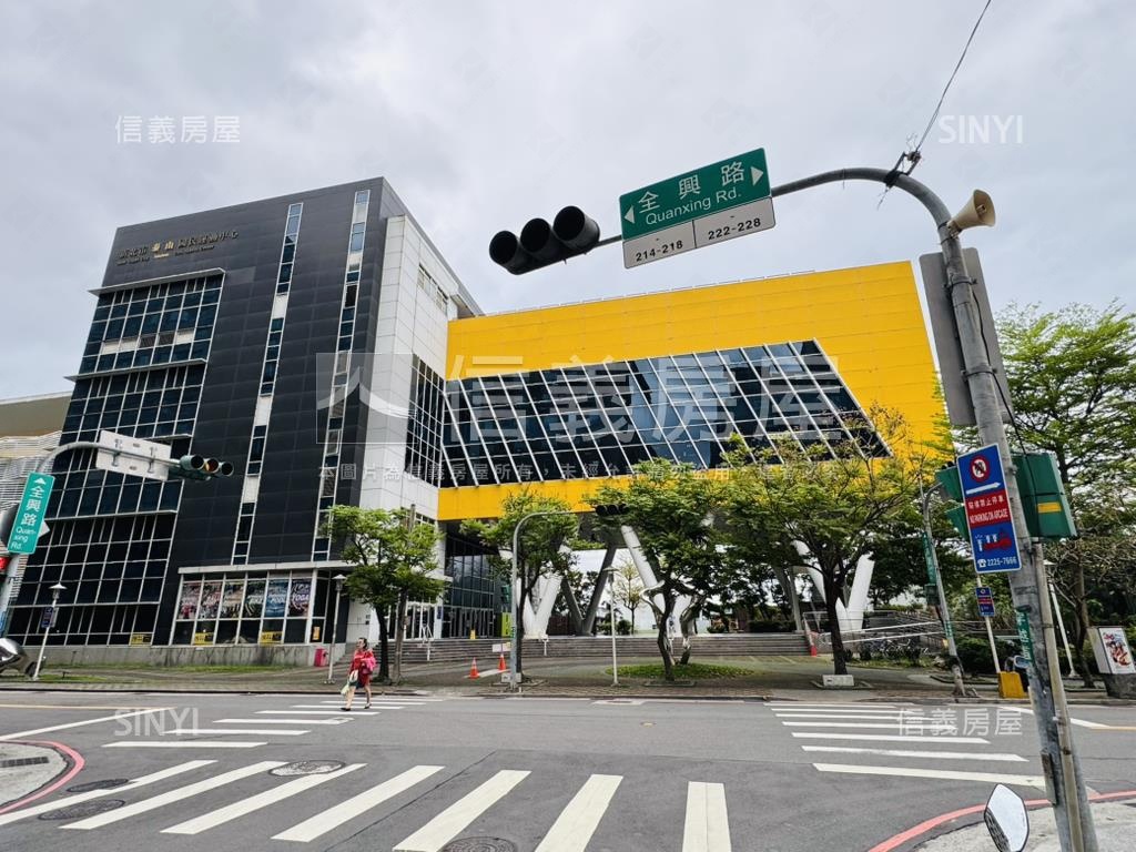 角間１８甲重劃區店面房屋室內格局與周邊環境