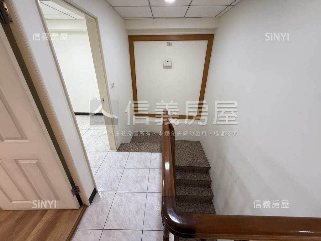 大隆新香港樓中樓雙車位房屋室內格局與周邊環境