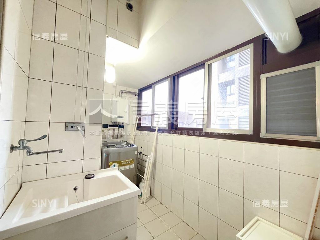 悠活郡．樹海四房雙平車位房屋室內格局與周邊環境