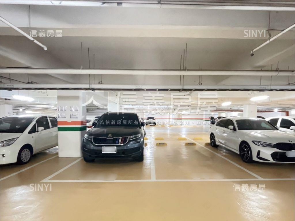 悠活郡．樹海四房雙平車位房屋室內格局與周邊環境