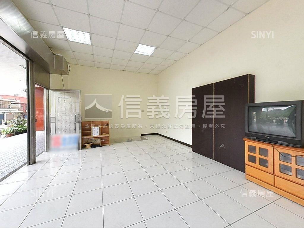 新巢代金店面房屋室內格局與周邊環境