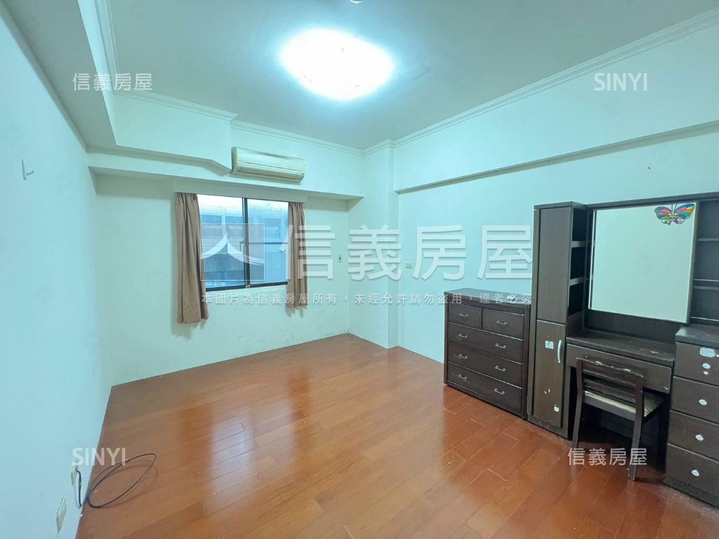 店長推薦‧新站巴黎３房房屋室內格局與周邊環境