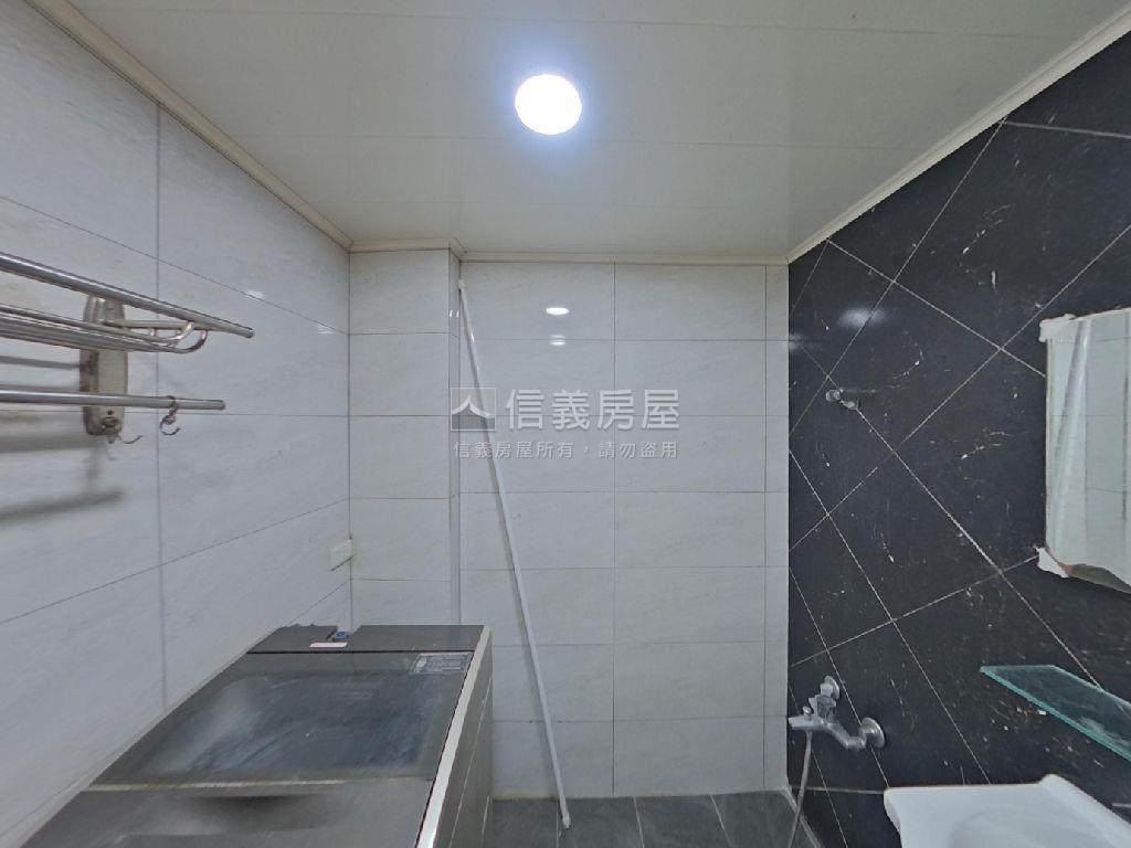 低總價投報佳收租二樓美寓房屋室內格局與周邊環境
