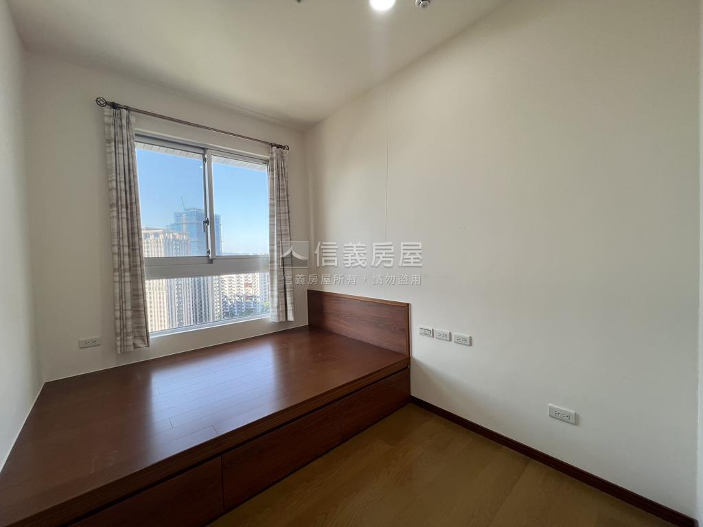 璞真仰睦．晴境三房車位房屋室內格局與周邊環境