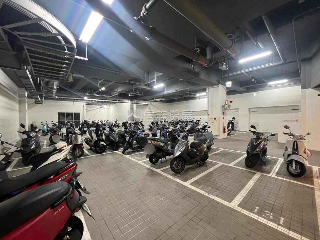 璞真仰睦．晴境三房車位房屋室內格局與周邊環境