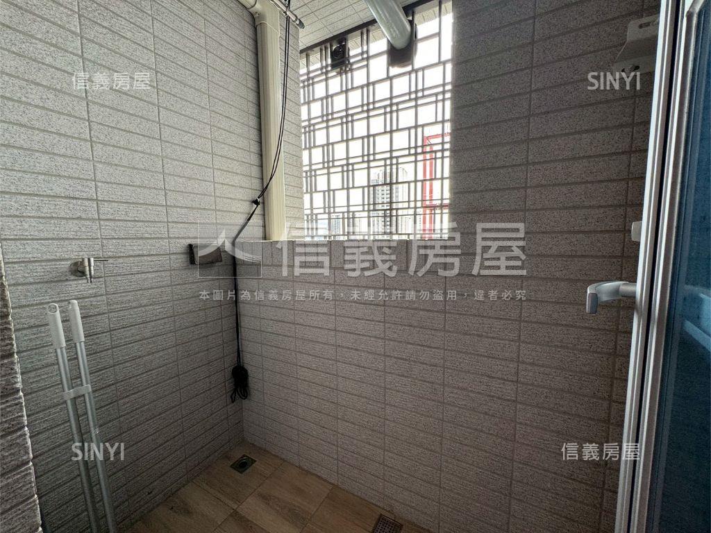 光之建築｜兩房平面車位房屋室內格局與周邊環境